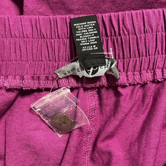 Ashley Stewart Pants Sz 18 Wooden Button Detailed Linen Blend Wide Leg Flare - Picture 7 of 8